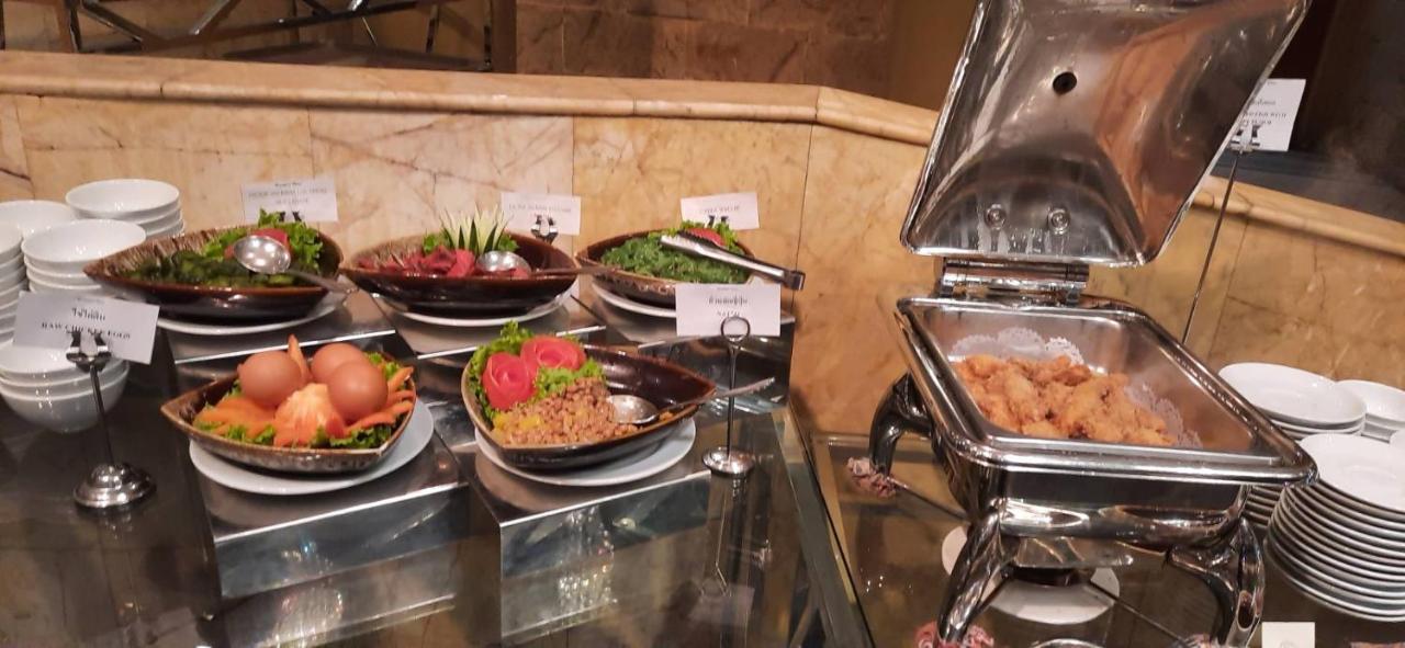 The Four Wings Hotel Bangkok Extérieur photo