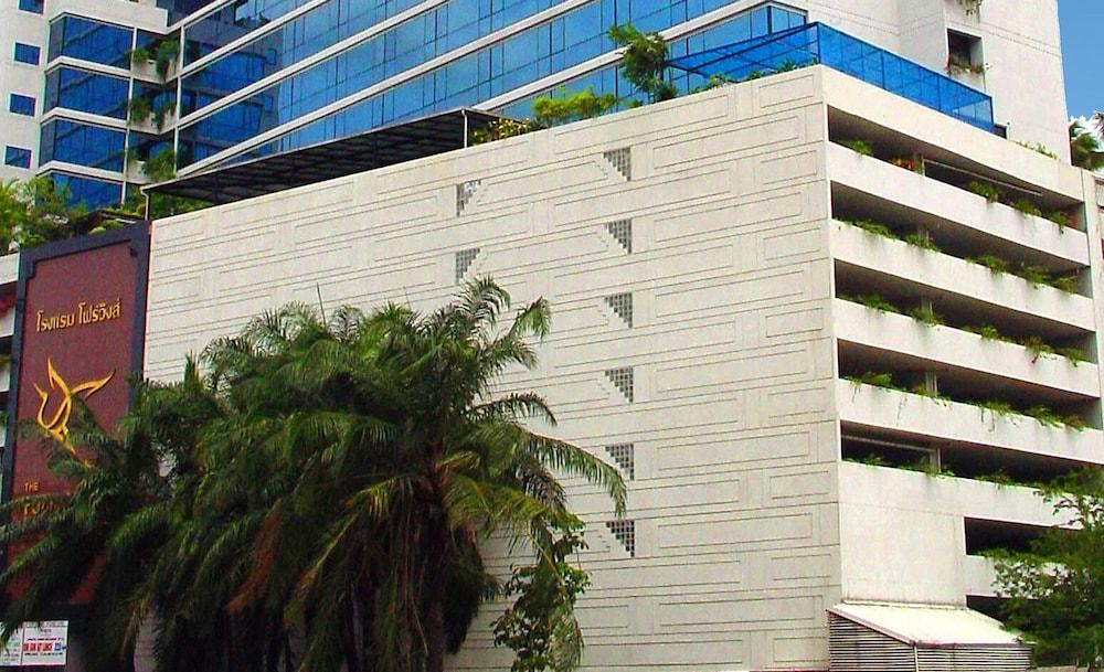 The Four Wings Hotel Bangkok Extérieur photo