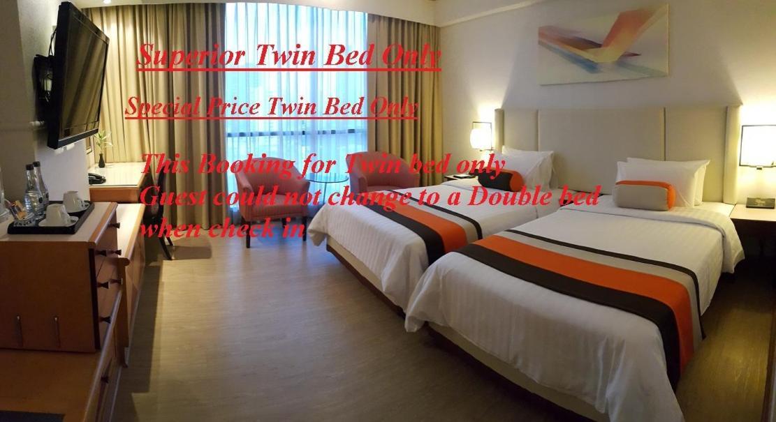 The Four Wings Hotel Bangkok Extérieur photo