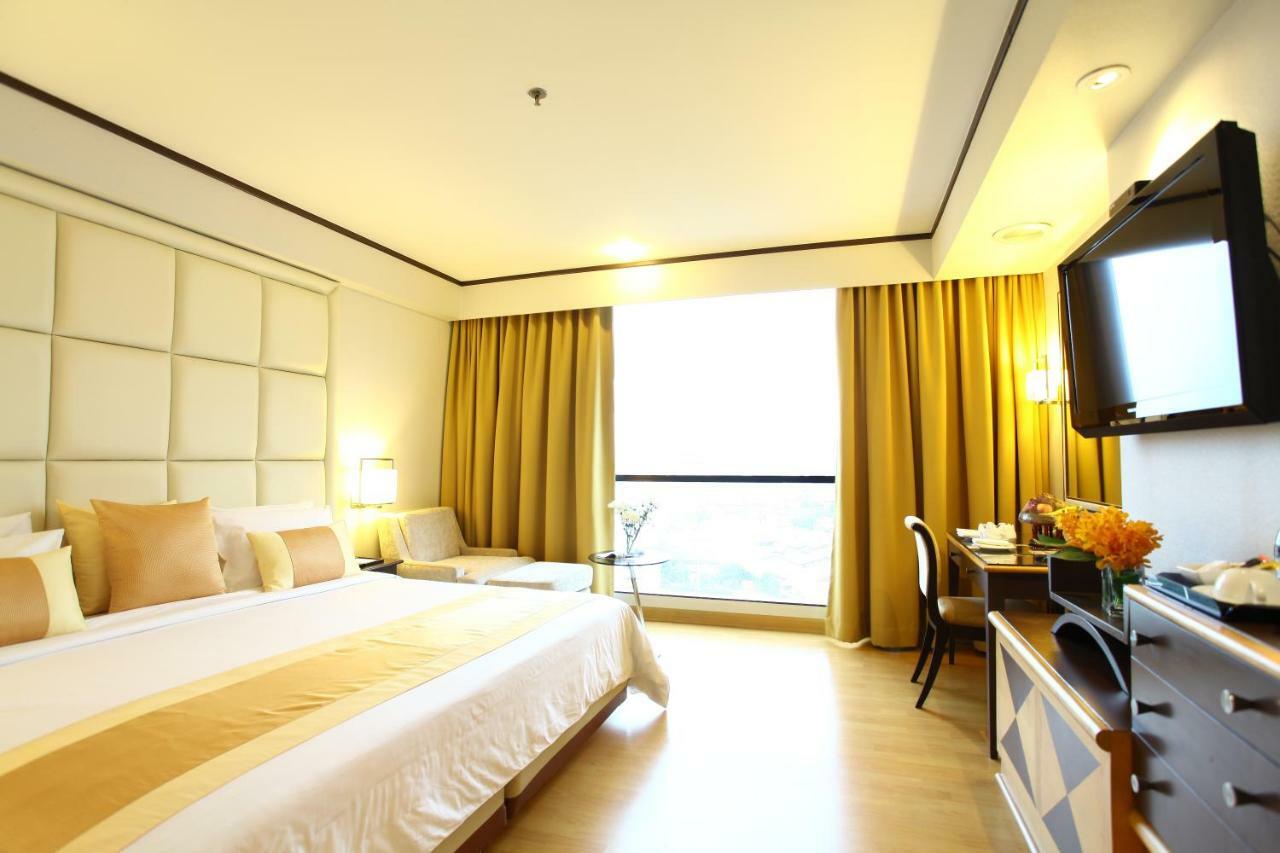 The Four Wings Hotel Bangkok Extérieur photo
